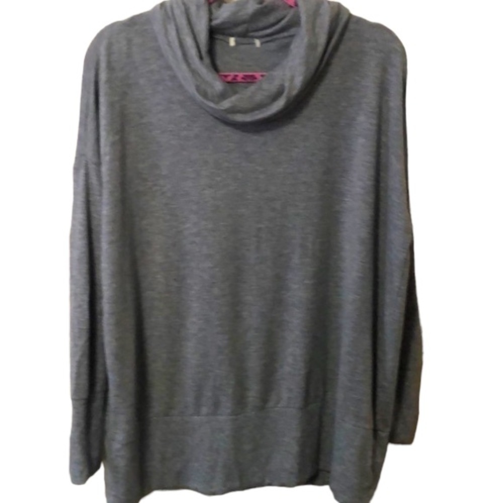 Grey turtleneck tee material very soft